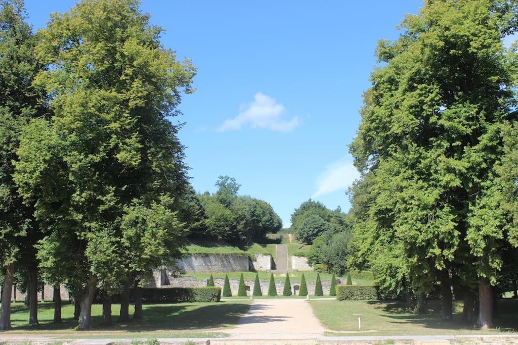 Chez Laurette - Charming Apartment In Historic Village Near Versailles Marly-le-Roi Kültér fotó